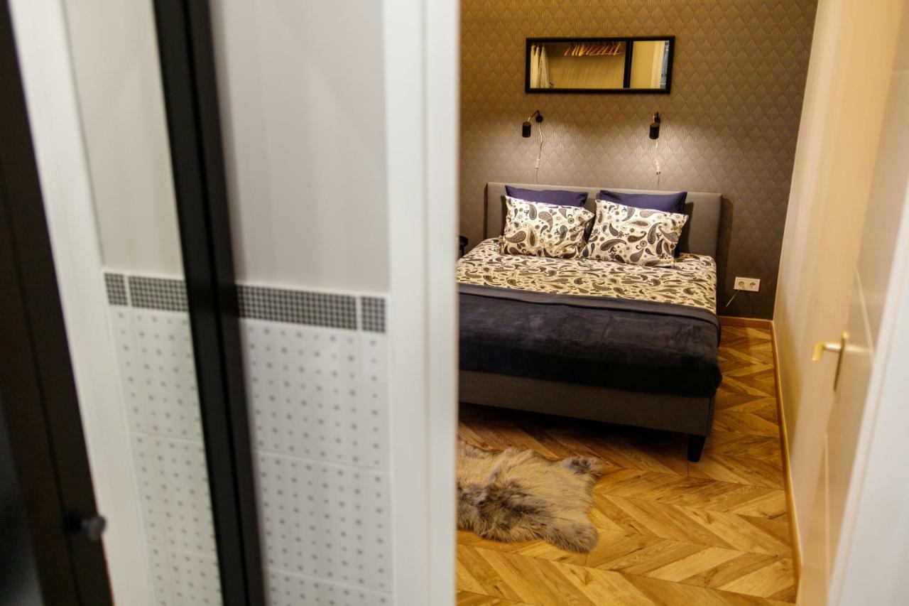 E13 - Elegant Apartment Budapest Exterior foto