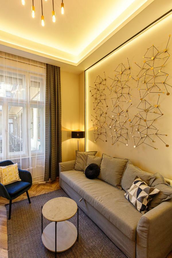 E13 - Elegant Apartment Budapest Exterior foto