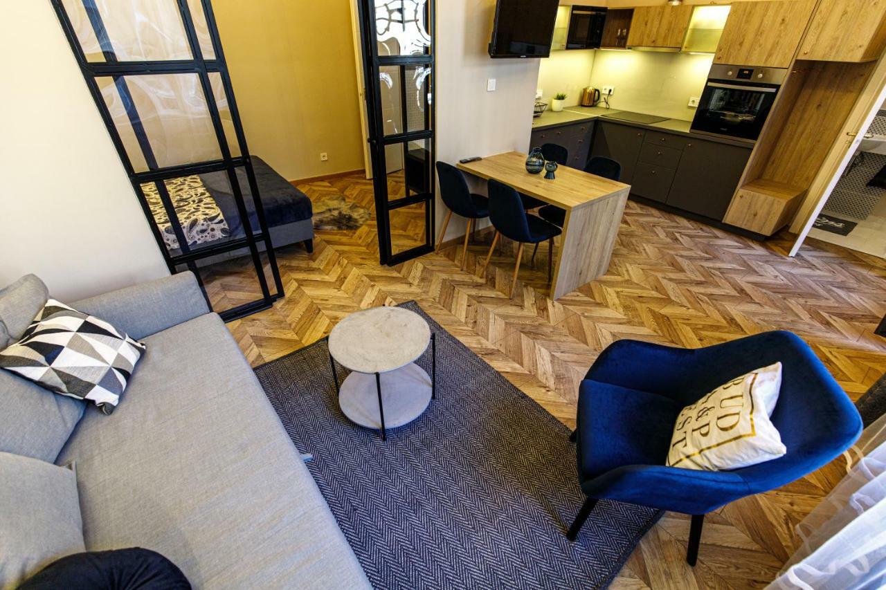 E13 - Elegant Apartment Budapest Exterior foto